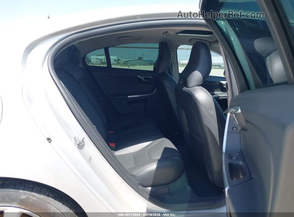 YV126MFK8G2393908 2016 VOLVO S60 Серебряный Вид наклейки с VIN-кодом