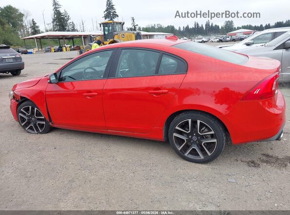 YV126MFL2H2430462 2017 VOLVO S60 Красный Панорамный вид салона 360°