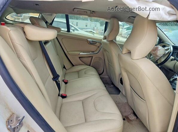 YV140MEK2G1301998 2016 VOLVO V60 White Вид задніх сидінь