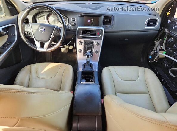 YV140MSM4H1359442 2017 VOLVO V60 Blue Вид панелі приладів