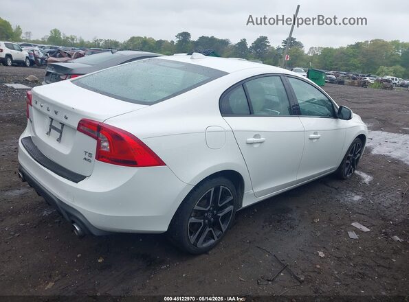 YV140MTL5J2462634 2018 VOLVO S60 White Vista interior trasera