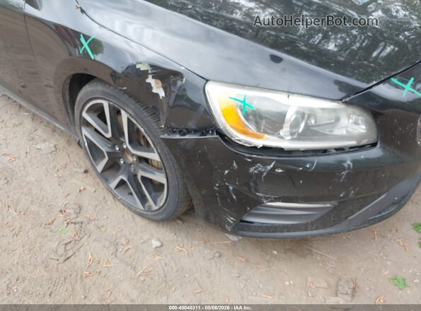 YV140MTLXH2437450 2017 VOLVO S60 Черный Вид спереди