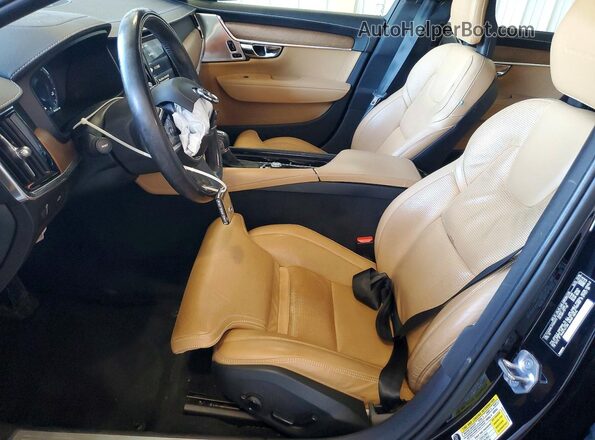 YV1A22ML1H1003472 2017 VOLVO S90 Черный Вид салона спереди