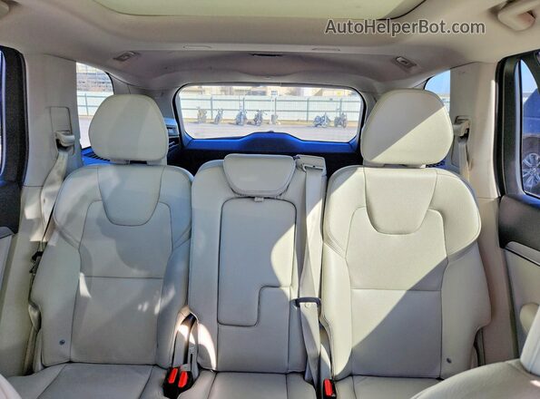 YV4102CK7M1670882 2021 VOLVO XC90 Серый Вид задних сидений