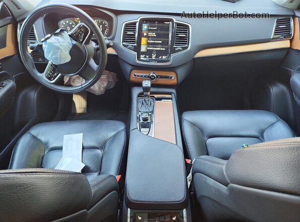 YV4102PK5N1787551 2022 VOLVO XC90 Silver Вид панелі приладів