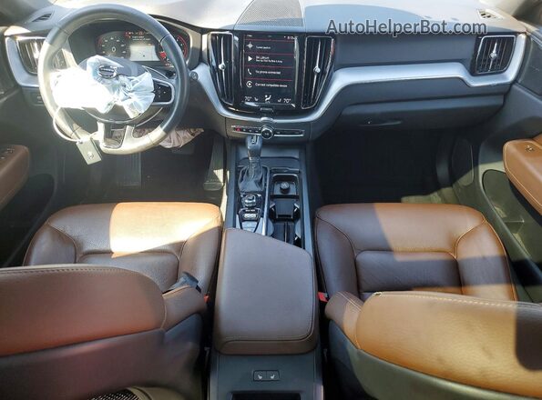 YV4102RK1L1503374 2020 VOLVO XC60 Blue Առջևի վահանակի տեսք