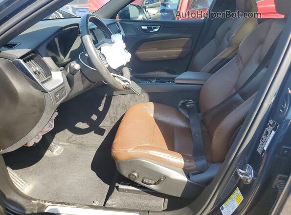 YV4102RK1L1503374 2020 VOLVO XC60 Blue Սալոնի դիմացի տեսք