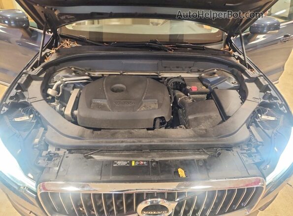 YV4102RL9J1027882 2018 VOLVO XC60 Синий Вид задней части салона