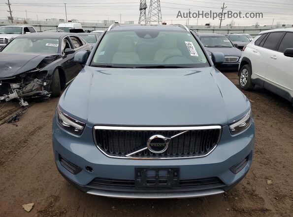 YV4162UK4L2263219 2020 VOLVO XC40 Серый Вид спереди