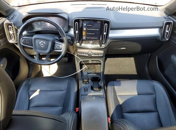 YV4162UK9L2277066 2020 VOLVO XC40 Black Widok deski rozdzielczej