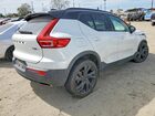 2019 Volvo Xc40 T5 R-design White vin: YV4162UM2K2130331