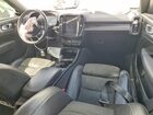 2019 Volvo Xc40 T5 R-design White vin: YV4162UM2K2130331