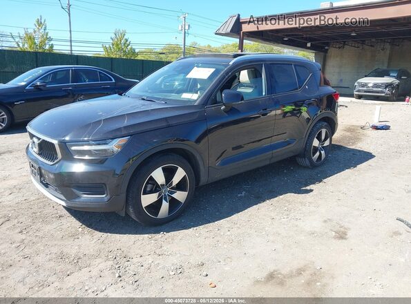 YV4162XZ2K2014893 2019 VOLVO XC40 Черный Передняя левая четверть