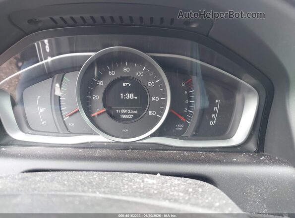 YV440MDJXH2076480 2017 VOLVO XC60 Белый Вид задних сидений