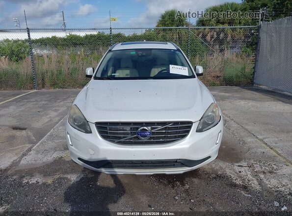 YV440MDM3G2880824 2016 VOLVO XC60 Белый Вид спереди