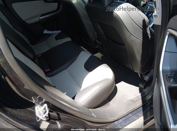YV440MDR7H2091816 2017 VOLVO XC60 Серый Вид наклейки с VIN-кодом