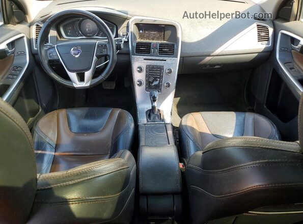 YV440MDR7H2222680 2017 VOLVO XC60 White Vista del salpicadero