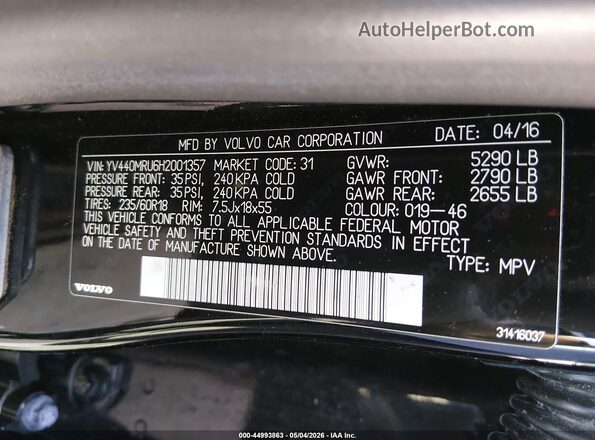 YV440MRU6H2001357 2017 VOLVO XC60 Black Widok komory silnika
