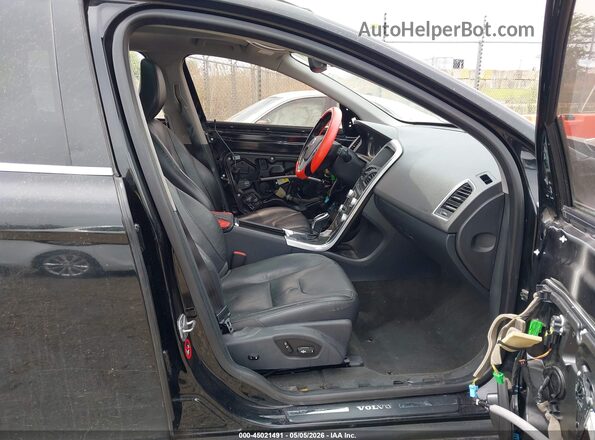 YV4612RK7G2789251 2016 VOLVO XC60 Черный Вид салона спереди