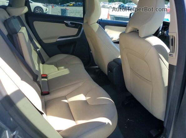 YV4612RMXG2839433 2016 VOLVO XC60 Gray Vista de los asientos traseros