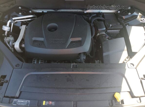 YV4A22PL2H1106687 2017 VOLVO XC90 Black Widok komory silnika