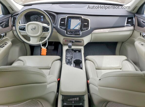 YV4A22PL3N1861729 2022 VOLVO XC90 Белый Вид панели приборов