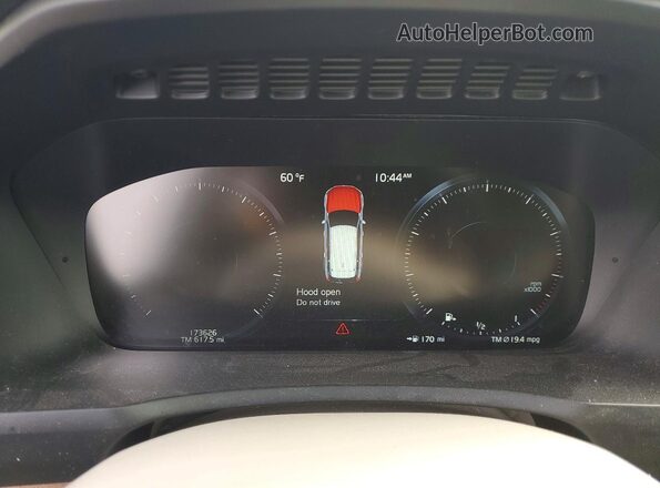 YV4A22PL7H1138003 2017 VOLVO XC90 White Vista del cuadro de instrumentos