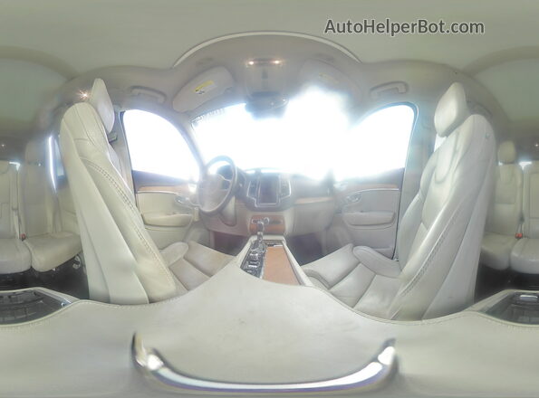 YV4A22PL7H1138003 2017 VOLVO XC90 White Vista interior de 360 grados