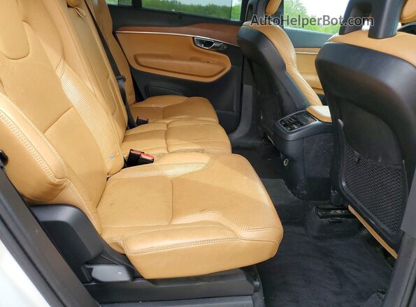 YV4A22PL9G1091037 2016 VOLVO XC90 Белый Вид задней части салона