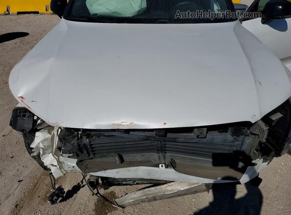 YV4AC2HM0L2172694 2020 VOLVO XC40 White Vista del compartimento del motor