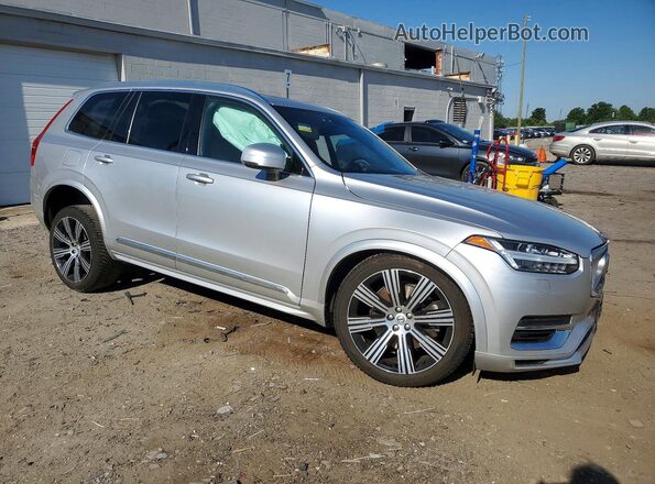 YV4BR0CL4N1812906 2022 VOLVO XC90 Серебряный Передняя правая четверть