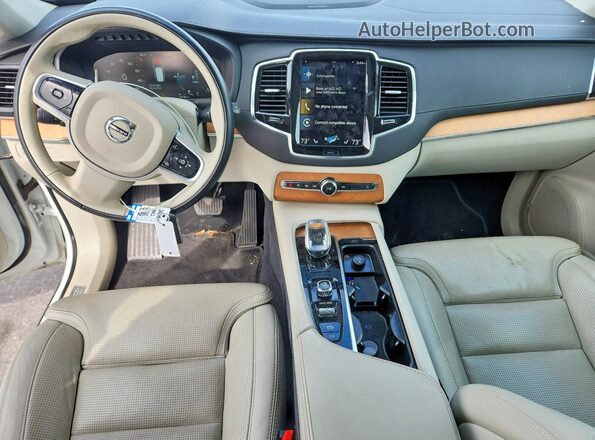 YV4BR0CL5L1618687 2020 VOLVO XC90 Белый Вид панели приборов