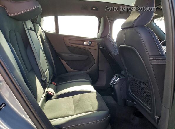 YV4ED3GL3P2059941 2023 VOLVO C40 Charcoal Vista interior trasera