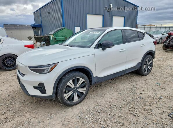 YV4ED3GL7P2053639 2023 VOLVO C40 White Front left