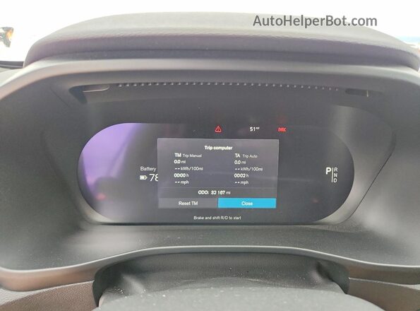 YV4ED3GL7P2053639 2023 VOLVO C40 White Instrument cluster view