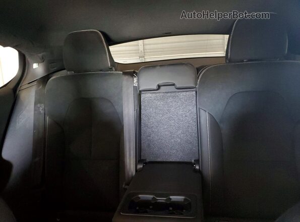 YV4ED3GM2P2028401 2023 VOLVO C40 Серебряный Вид задних сидений