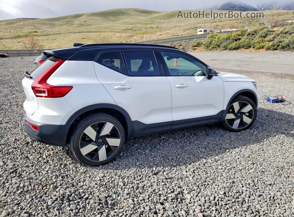 YV4ED3UM6P2082188 2023 VOLVO XC40 White Tył prawy