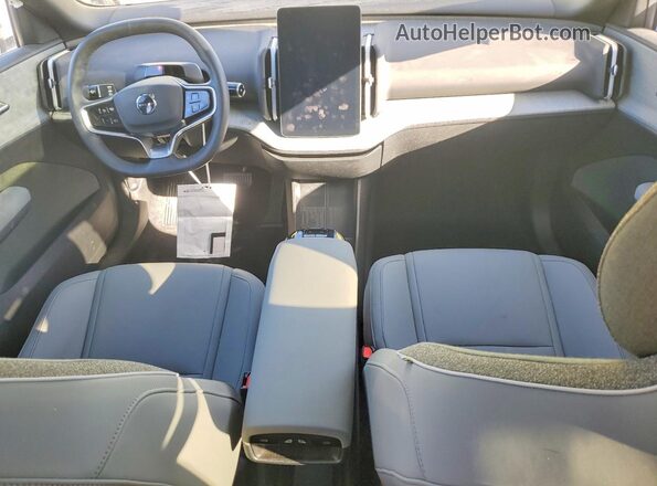 YV4EK3ZL2SS145270 2025 VOLVO EX30 Зеленый Вид панели приборов