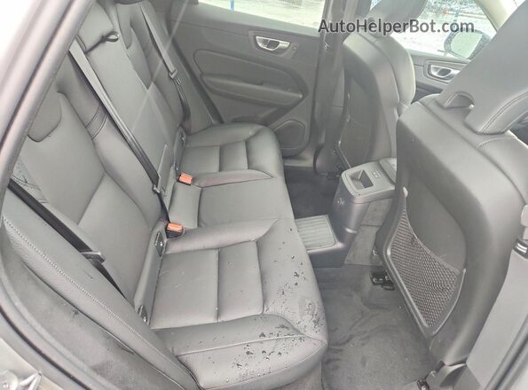 YV4H60DL1R1872357 2024 VOLVO XC60 Silver Вид задньої частини салону