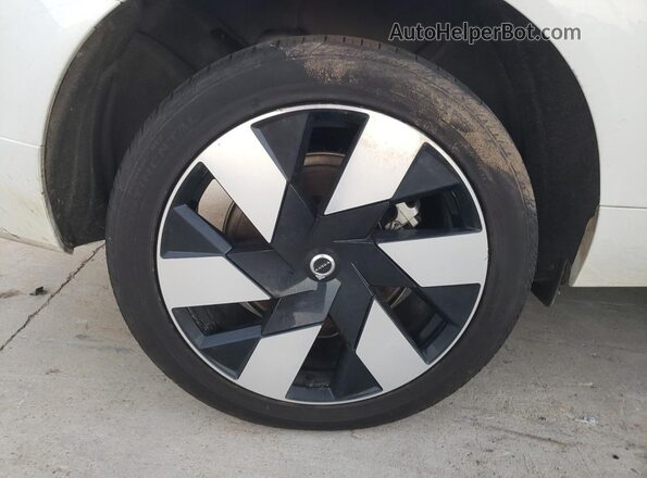 YV4H60DM7R1829649 2024 VOLVO XC60 White 