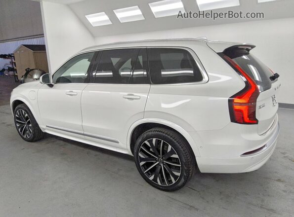 YV4H60PB9S1377669 2025 VOLVO XC90 Белый Задняя левая четверть
