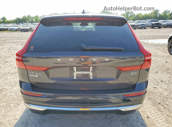 YV4L12DNXP1376217 2023 VOLVO XC60 Gray Вид ззаду