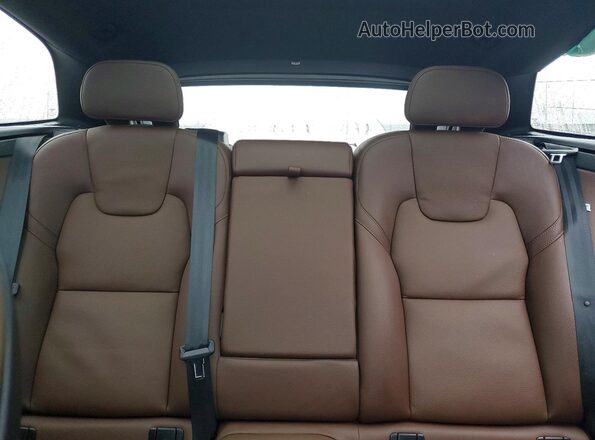 YV4L12RN4P1336210 2023 VOLVO XC60 White Вид задніх сидінь