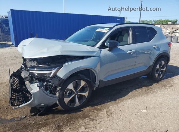 YV4L12UCXT2737741 2026 VOLVO XC40 Серый Панорамный вид салона 360°