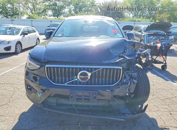 YV4L12UE3R2203829 2024 VOLVO XC40 Black Вид спереду