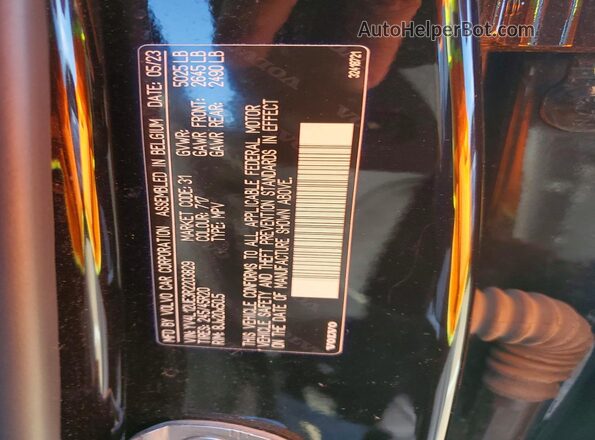 YV4L12UE3R2203829 2024 VOLVO XC40 Black Вид наклейки з VIN-кодом