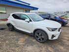 2024 Volvo Xc40 Core White vin: YV4L12UK5R2240175