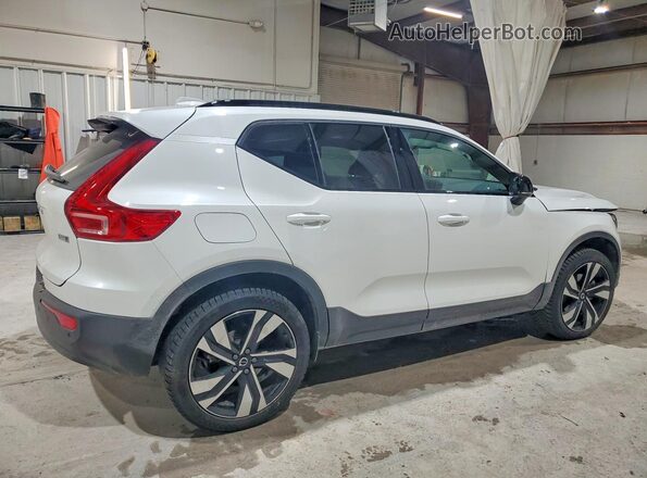 YV4L12UL6R2355358 2024 VOLVO XC40 White Tył prawy