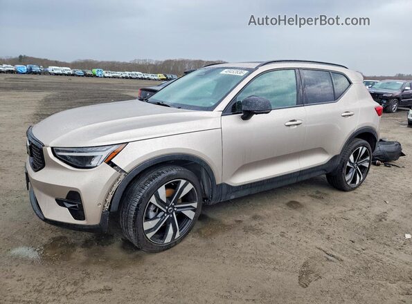 YV4L12UW2P2088906 2023 VOLVO XC40 Кремовый Передняя левая четверть
