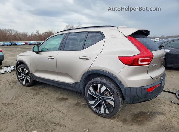 YV4L12UW2P2088906 2023 VOLVO XC40 Кремовый Задняя левая четверть